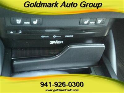 2021 Lexus ES 300h - Photo 27 - Sarasota, FL 34233