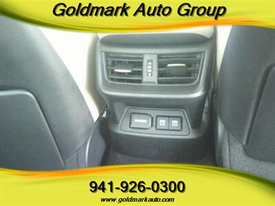 2021 Lexus ES 300h - Photo 14 - Sarasota, FL 34233