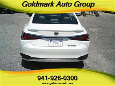 2021 Lexus ES 300h - Photo 5 - Sarasota, FL 34233