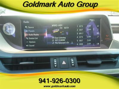 2021 Lexus ES 300h - Photo 33 - Sarasota, FL 34233