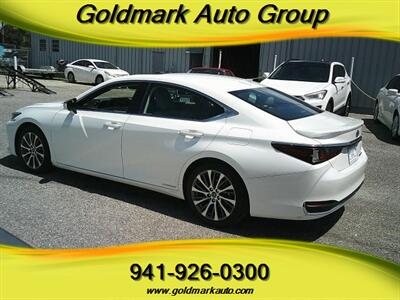 2021 Lexus ES 300h - Photo 4 - Sarasota, FL 34233