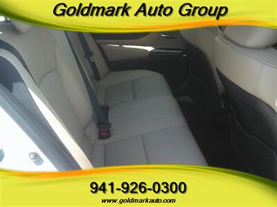 2021 Lexus ES 300h - Photo 13 - Sarasota, FL 34233