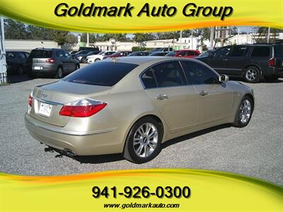 2011 Hyundai Genesis 3.8   - Photo 6 - Sarasota, FL 34233