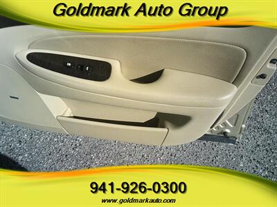 2011 Hyundai Genesis 3.8   - Photo 14 - Sarasota, FL 34233