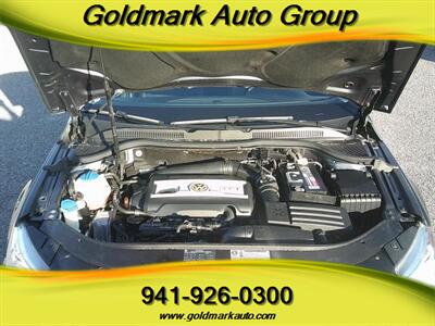 2011 Volkswagen CC Lux PZEV   - Photo 10 - Sarasota, FL 34233