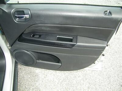 2012 Jeep Compass Sport - Photo 15 - Sarasota, FL 34233