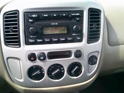 2005 Ford Escape XLT - Photo 19 - Sarasota, FL 34233