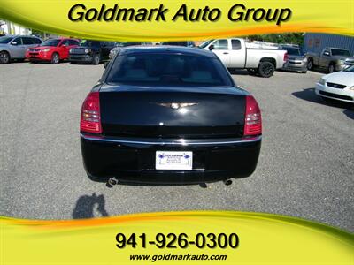 2006 Chrysler 300C   - Photo 8 - Sarasota, FL 34233