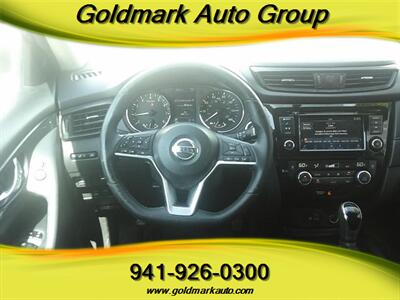 2018 Nissan Rogue SV - Photo 10 - Sarasota, FL 34233