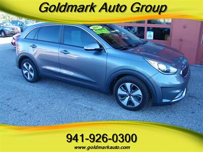 2017 Kia Niro EX   - Photo 9 - Sarasota, FL 34233