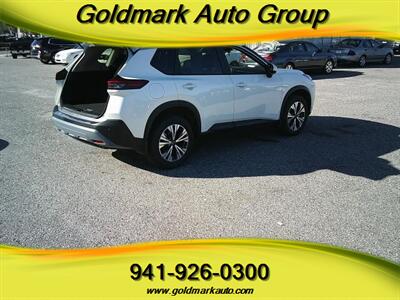 2023 Nissan Rogue SV   - Photo 5 - Sarasota, FL 34233