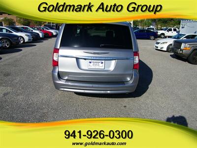 2013 Chrysler Town & Country Touring-L   - Photo 6 - Sarasota, FL 34233