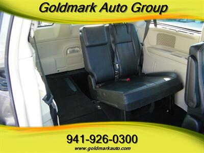 2013 Chrysler Town & Country Touring-L   - Photo 15 - Sarasota, FL 34233