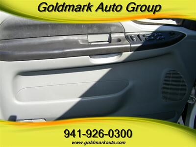 2006 Ford F-350 XLT - Photo 17 - Sarasota, FL 34233