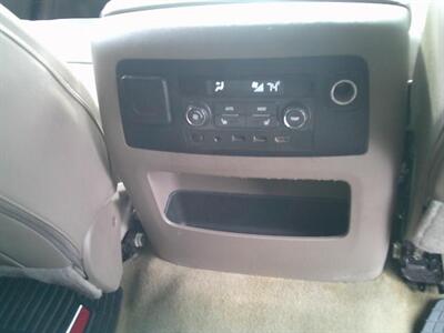 2017 GMC Yukon SLT - Photo 15 - Sarasota, FL 34233