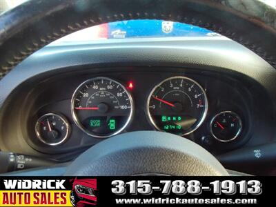 2013 Jeep Wrangler Unlimited Sahara   - Photo 11 - Watertown, NY 13601
