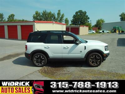2022 Ford Bronco Sport Outer Banks   - Photo 12 - Watertown, NY 13601