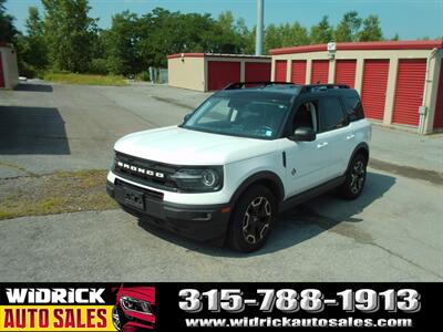 2022 Ford Bronco Sport Outer Banks   - Photo 3 - Watertown, NY 13601