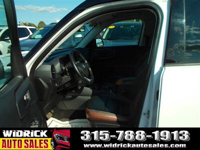 2022 Ford Bronco Sport Outer Banks   - Photo 4 - Watertown, NY 13601