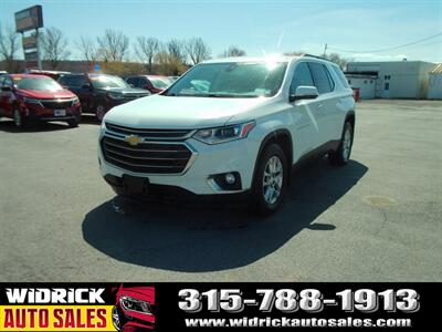 2020 Chevrolet Traverse LT Cloth   - Photo 3 - Watertown, NY 13601