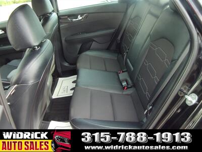 2022 Kia Forte GT-Line - Photo 5 - Watertown, NY 13601