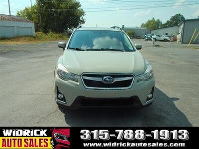 2016 Subaru Crosstrek 2.0i Premium   - Photo 2 - Watertown, NY 13601