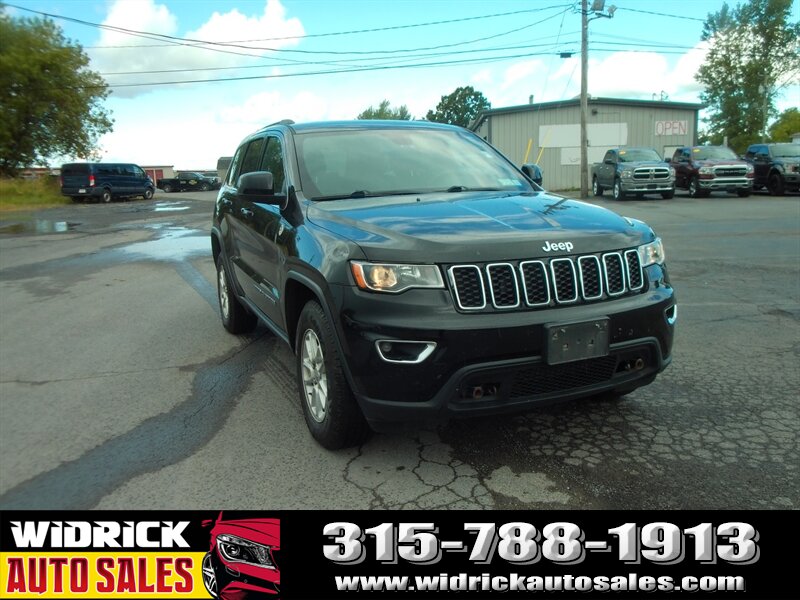 2018 Jeep Grand Cherokee Laredo E  