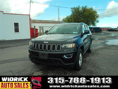 2018 Jeep Grand Cherokee Laredo   - Photo 3 - Watertown, NY 13601