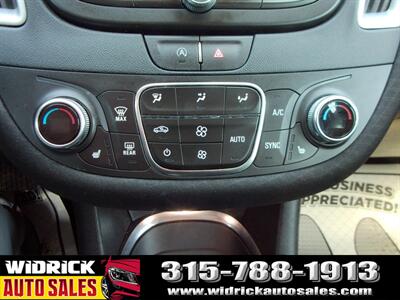 2022 Chevrolet Malibu LT - Photo 11 - Watertown, NY 13601