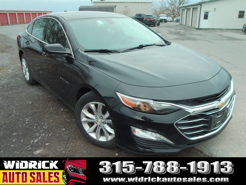 2022 Chevrolet Malibu LT   - Photo 1 - Watertown, NY 13601