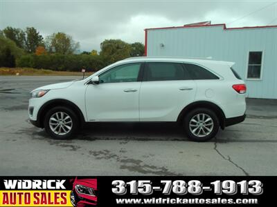 2018 Kia Sorento LX   - Photo 8 - Watertown, NY 13601
