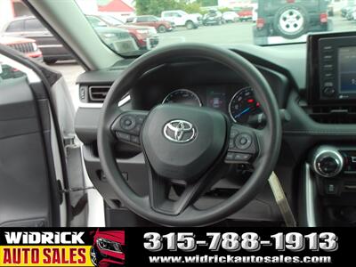2020 Toyota RAV4 Hybrid LE   - Photo 7 - Watertown, NY 13601