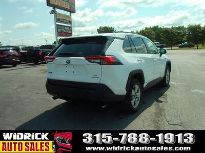 2020 Toyota RAV4 Hybrid LE   - Photo 5 - Watertown, NY 13601