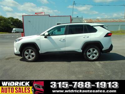 2020 Toyota RAV4 Hybrid LE   - Photo 8 - Watertown, NY 13601