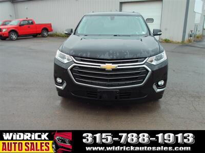 2018 Chevrolet Traverse LT Cloth   - Photo 2 - Watertown, NY 13601