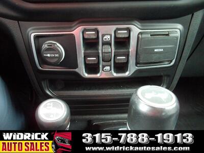 2020 Jeep Wrangler Unlimited Sahara Altitude   - Photo 11 - Watertown, NY 13601