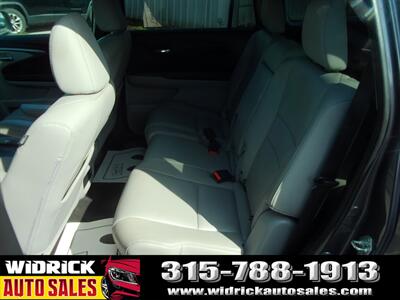 2021 Honda Pilot EX-L - Photo 5 - Watertown, NY 13601