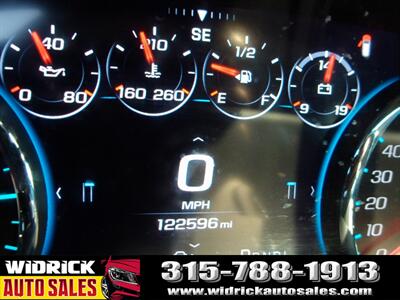 2017 GMC Yukon SLT   - Photo 9 - Watertown, NY 13601