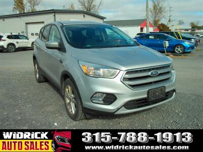 2017 Ford Escape SE   - Photo 1 - Watertown, NY 13601