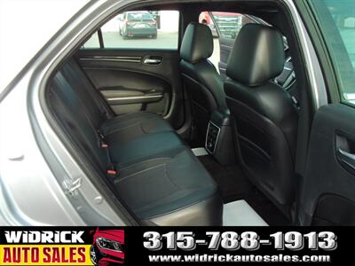 2014 Chrysler 300C   - Photo 5 - Watertown, NY 13601