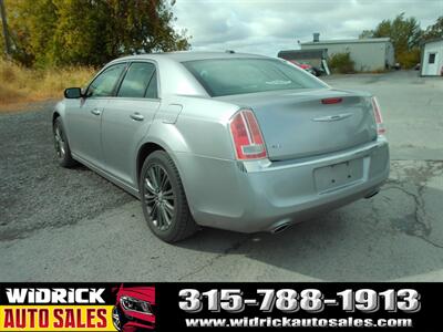 2014 Chrysler 300C   - Photo 18 - Watertown, NY 13601