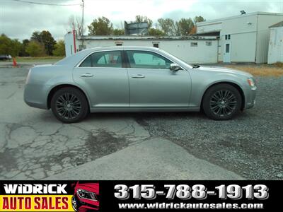 2014 Chrysler 300C   - Photo 15 - Watertown, NY 13601