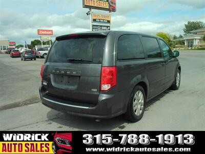 2017 Dodge Grand Caravan SE   - Photo 5 - Watertown, NY 13601