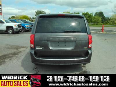 2017 Dodge Grand Caravan SE   - Photo 6 - Watertown, NY 13601