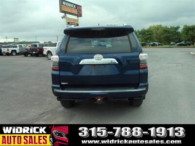 2018 Toyota 4Runner SR5   - Photo 6 - Watertown, NY 13601