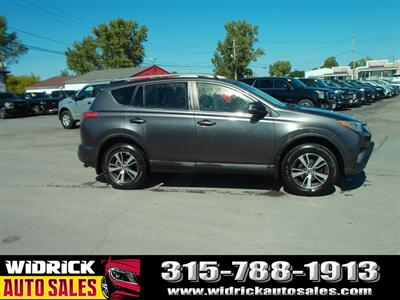 2018 Toyota RAV4 XLE   - Photo 8 - Watertown, NY 13601