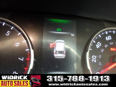 2021 Toyota RAV4 LE   - Photo 9 - Watertown, NY 13601