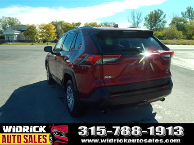 2021 Toyota RAV4 LE   - Photo 6 - Watertown, NY 13601