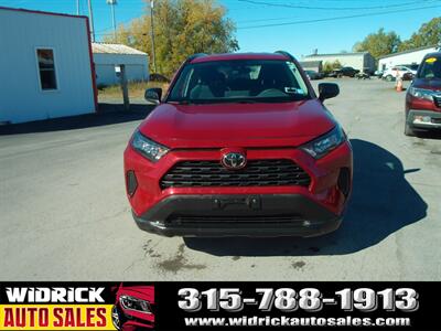 2021 Toyota RAV4 LE   - Photo 2 - Watertown, NY 13601