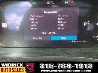 2023 Volvo XC60 B5 Plus Bright Theme - Photo 21 - Watertown, NY 13601